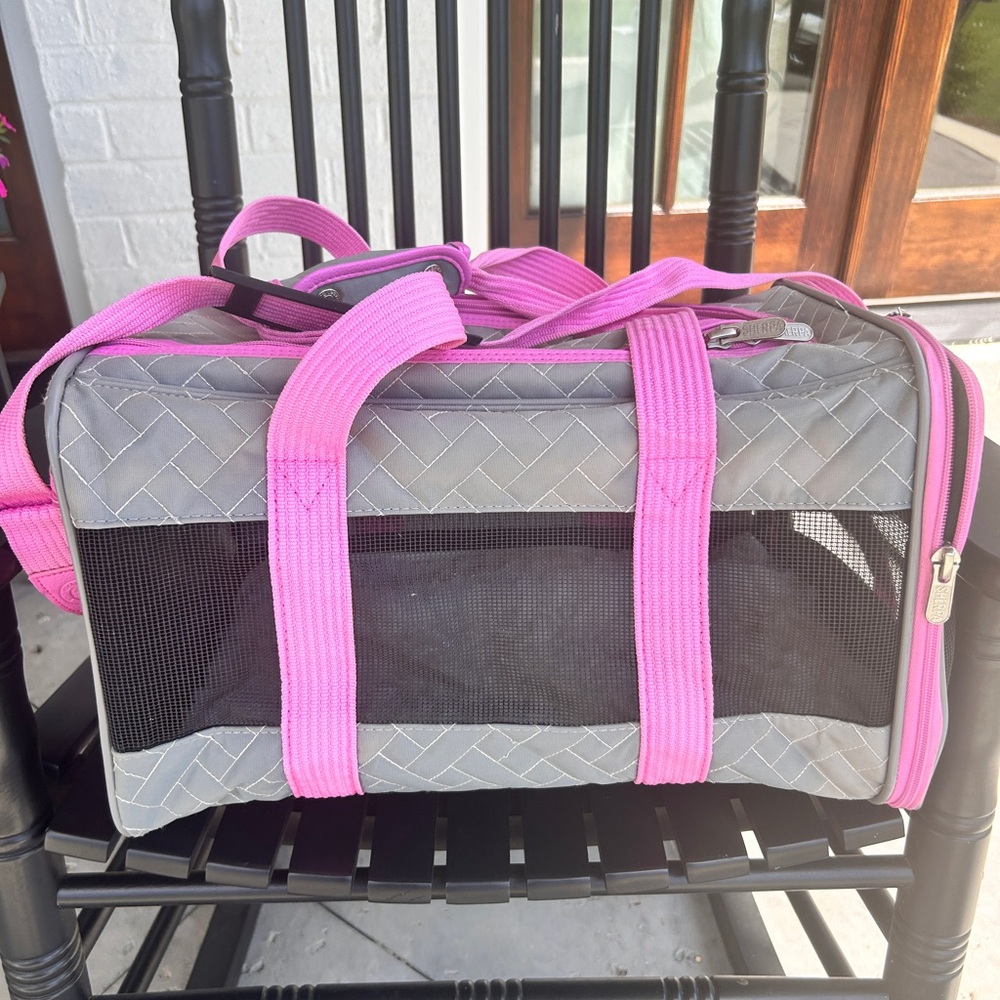 Dog carrier